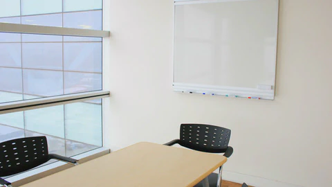 What happens at a LinkedIn interview?